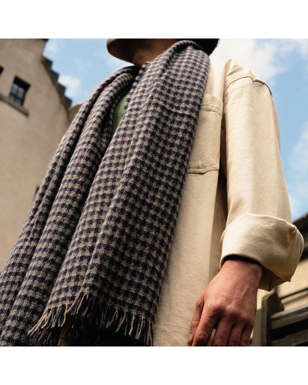 Kinalba Black Talisker Diamond Scarf for men