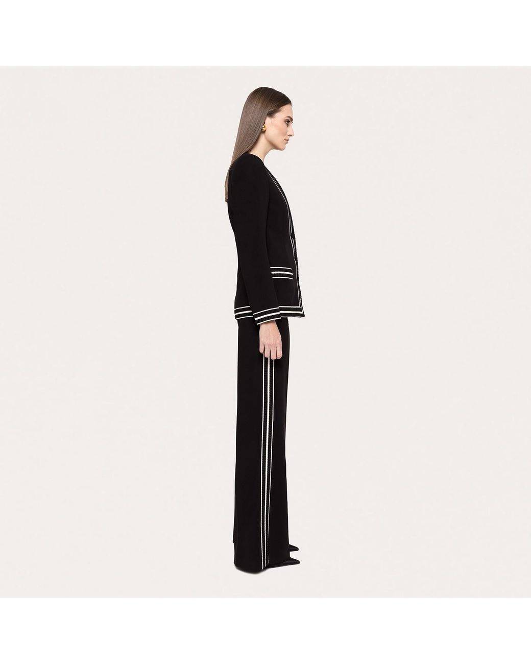 Nissa Black Single-Breasted Suit Jacket