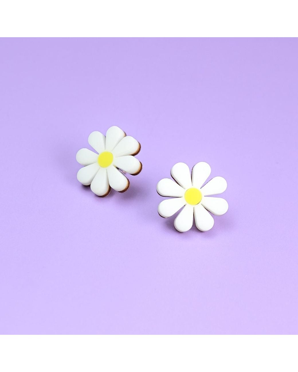 By Chavelli Metallic Daisy Stud Earrings