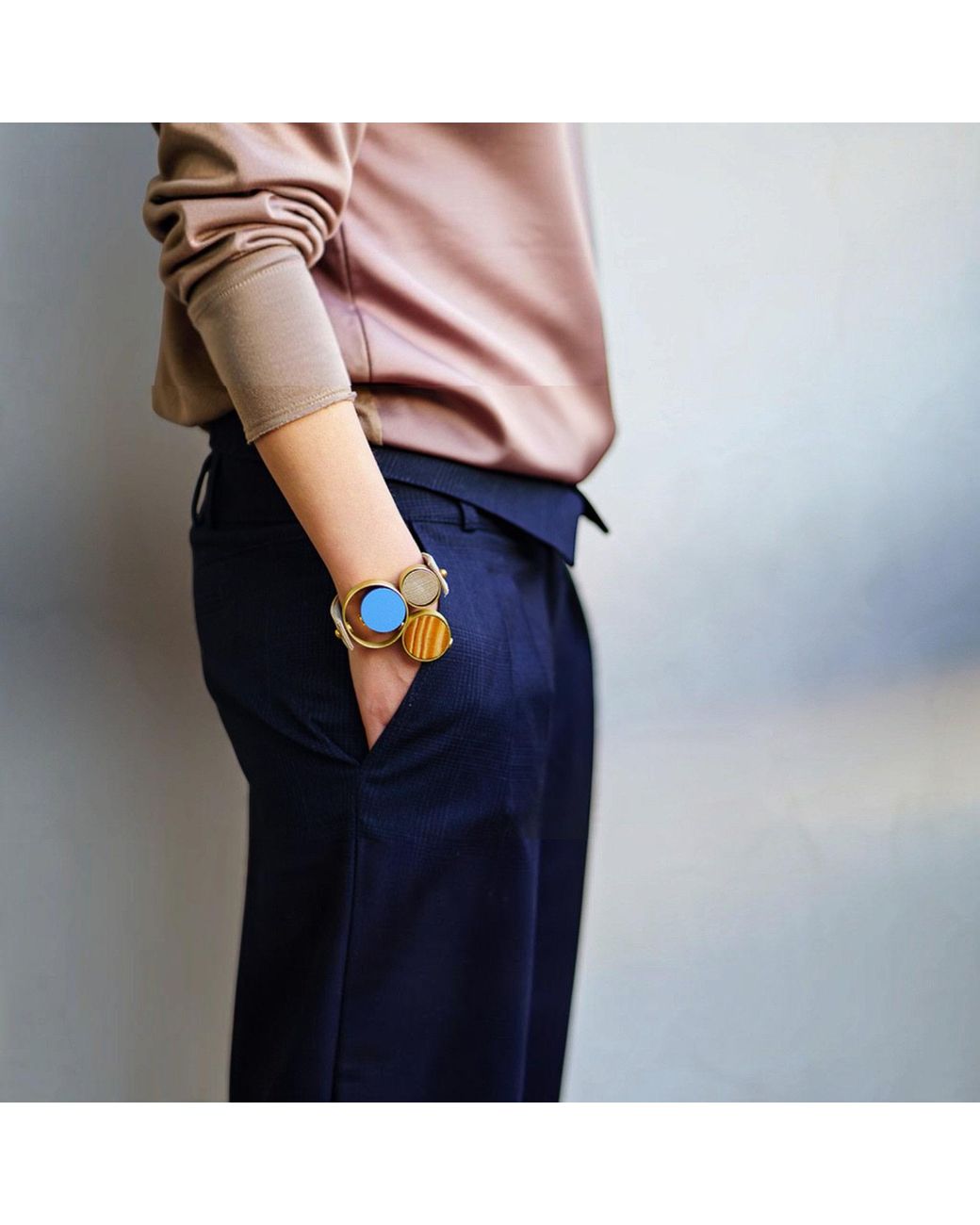 Svetlana Vukov Blue Neutrals&Wood Triple Orbit Bracelet