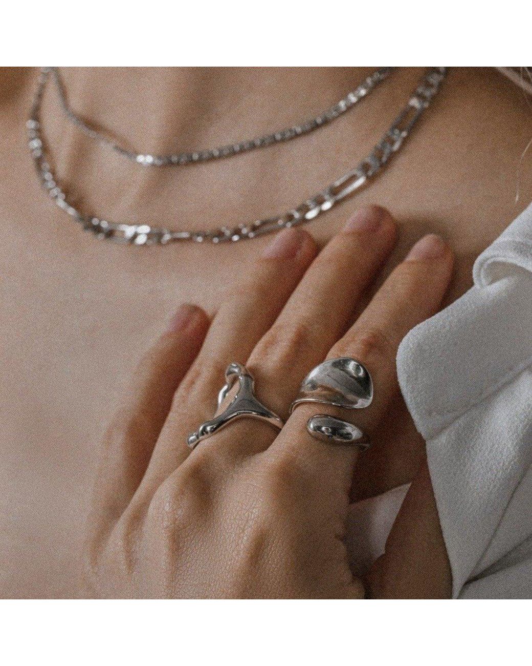Lait & Lune White Hyrax Ring