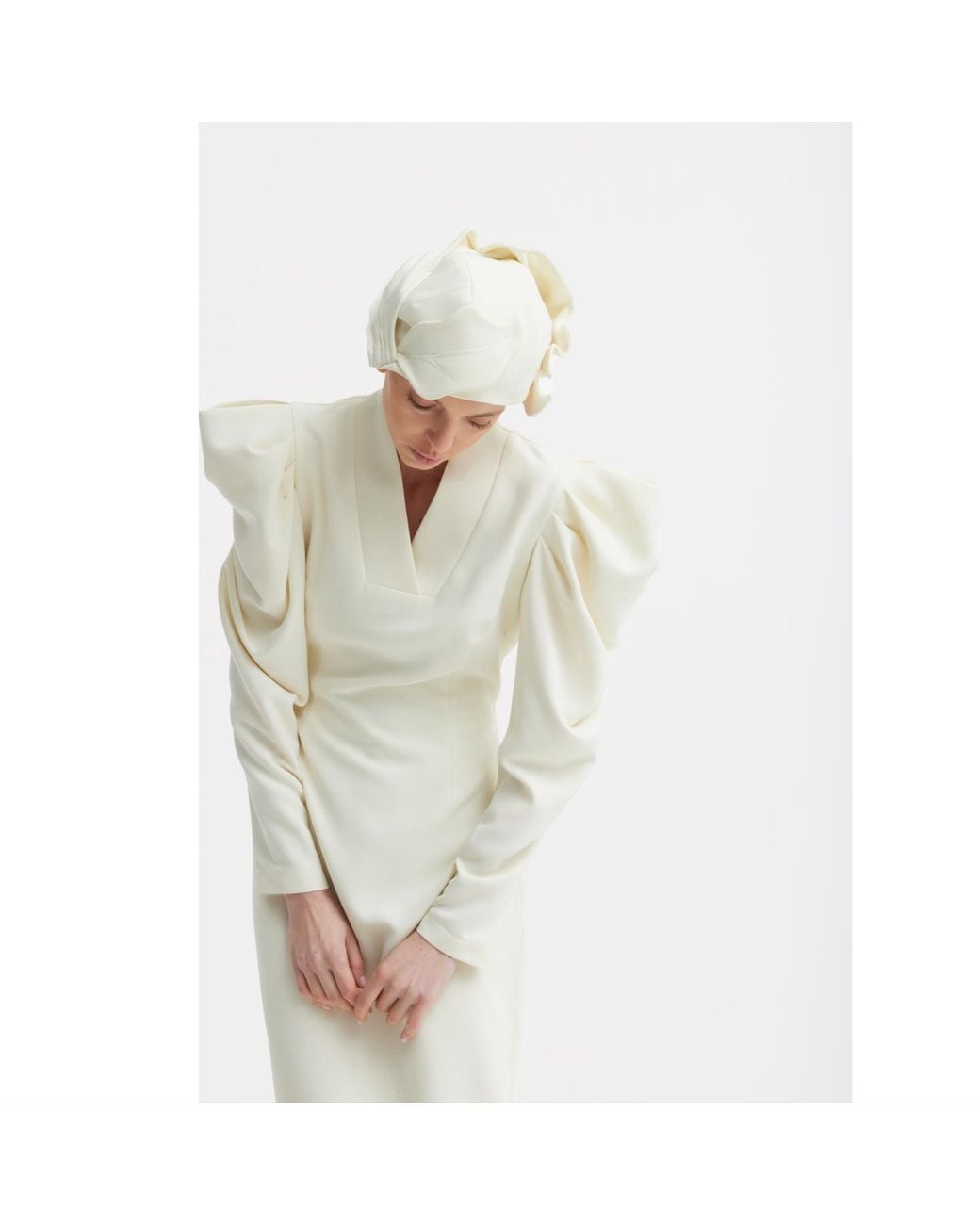 Julia Allert White Neutrals Headpiece – Evening Mini Hat Style