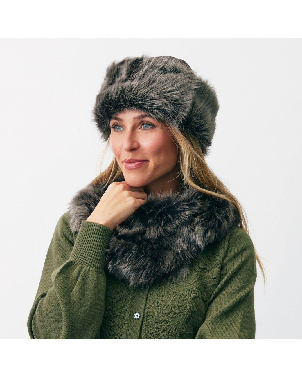 Owen Barry Gray Toscana Sheepskin Ebony Briza Infinity Scarf