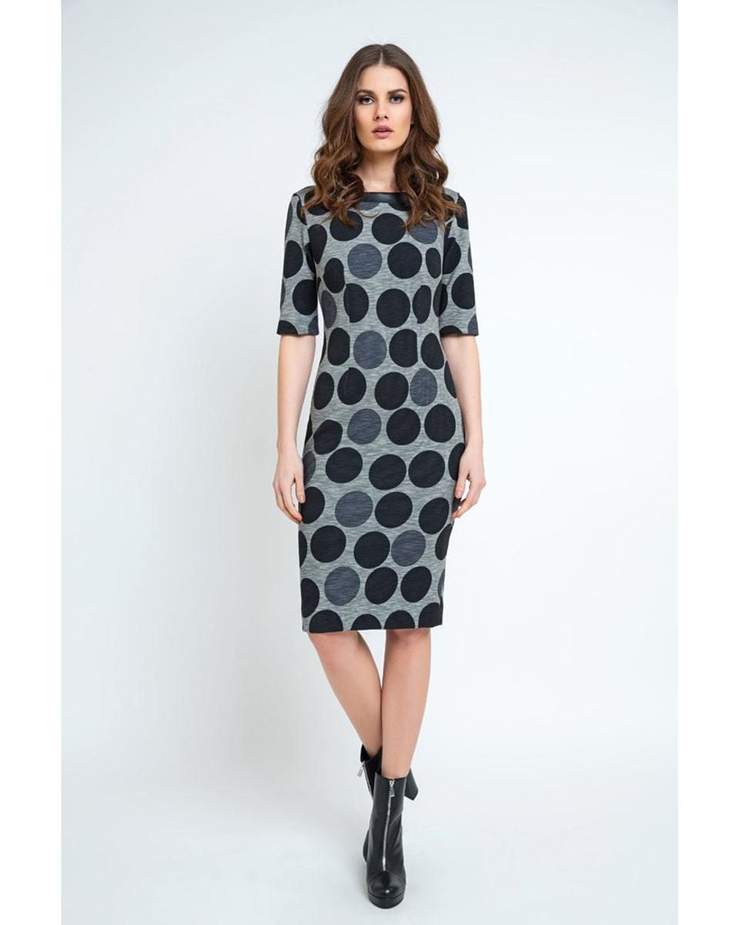 Conquista Black Fitted Polka Dot Midi Dress