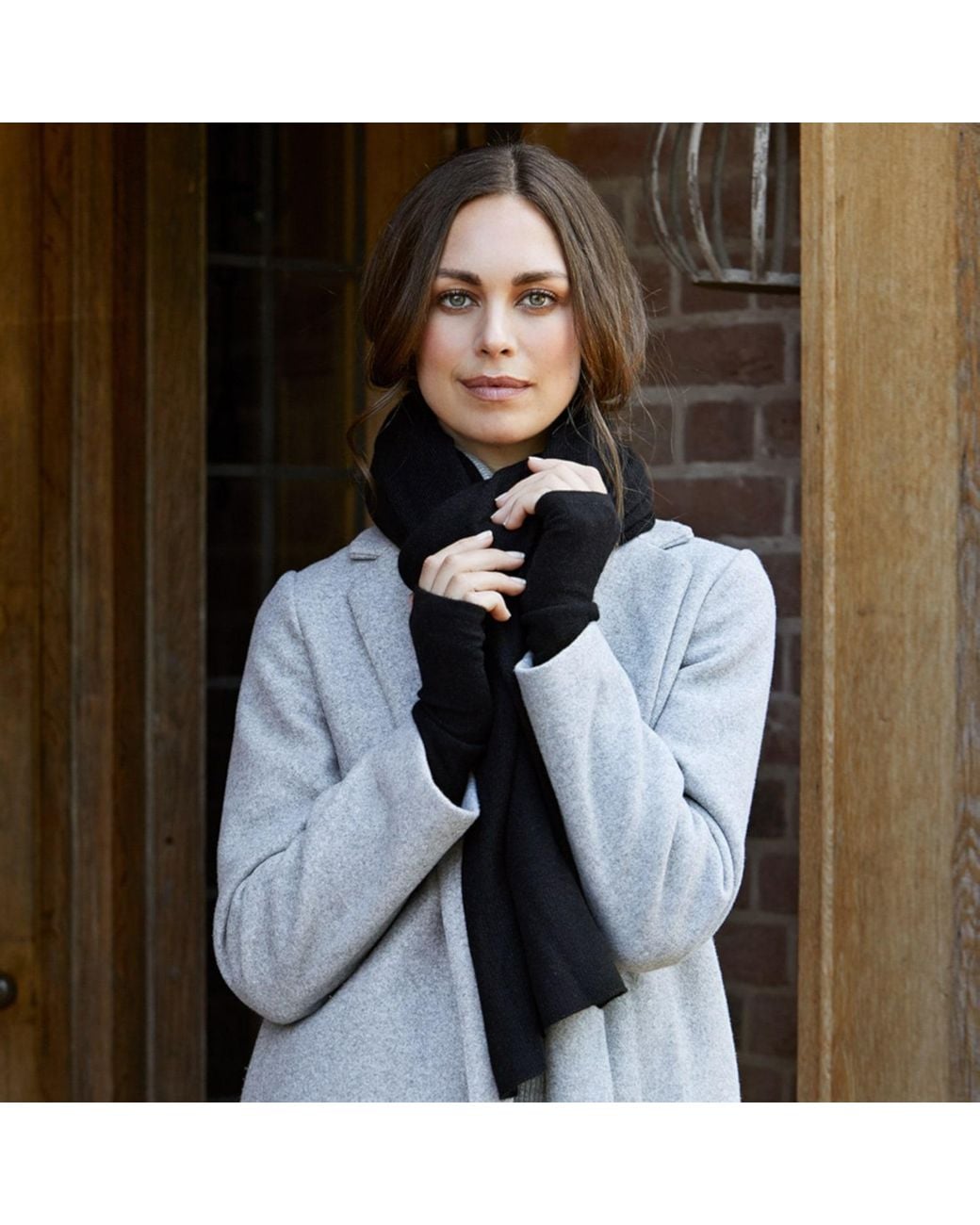 Cove Black Cashmere Wrist Warmers