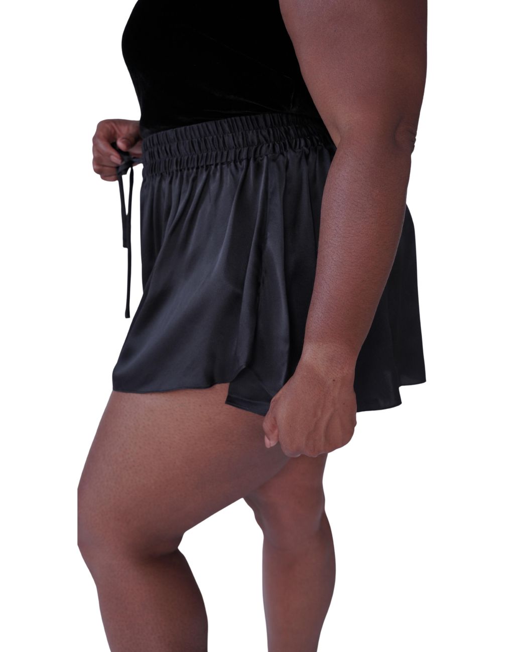 Je Mérite (I Deserve) Blue Silk Pleated Short