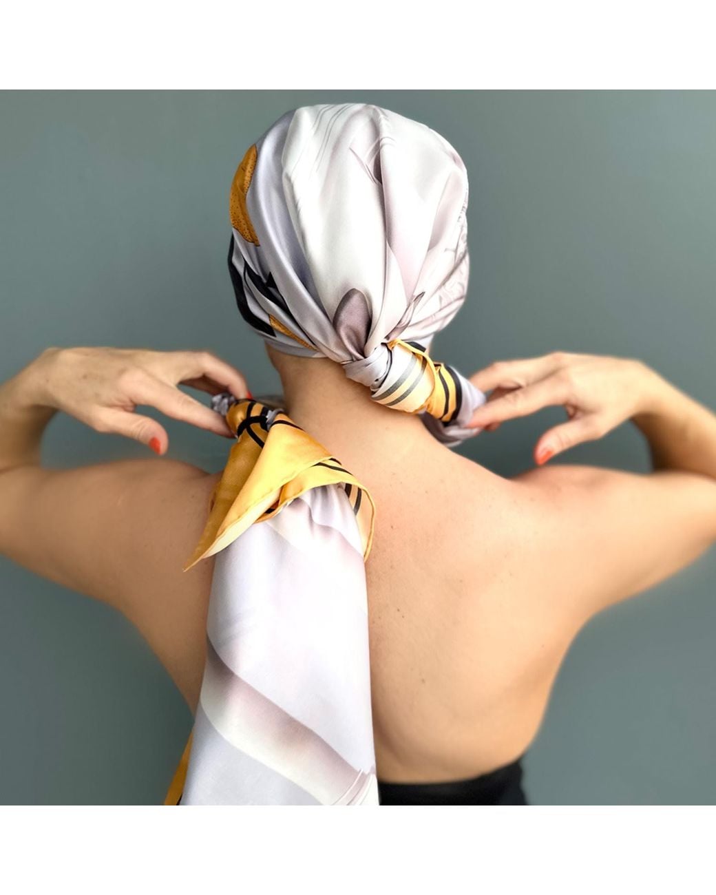 Momme Studio Blue Vici