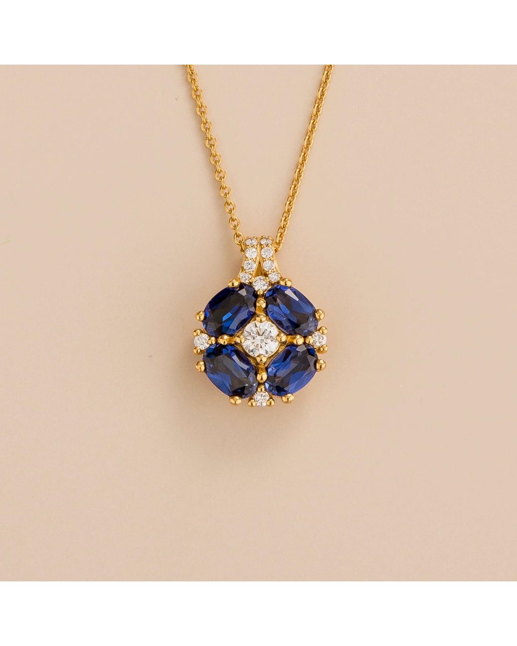 Juvetti Blue Pristi Necklace With Diamond & Sapphire