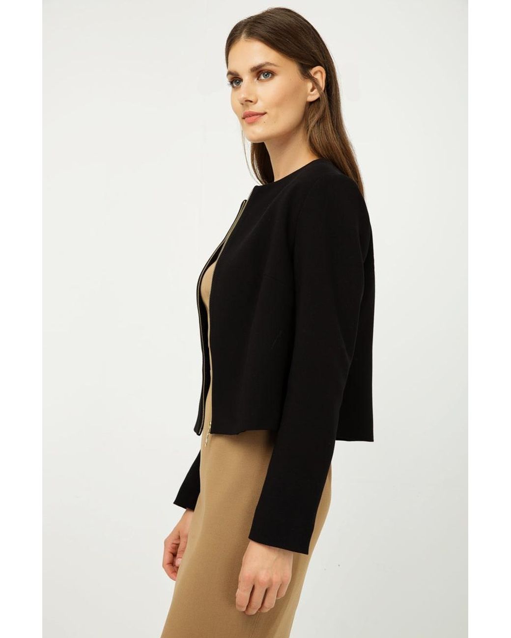 Conquista Black Long Sleeve Straight Jacket