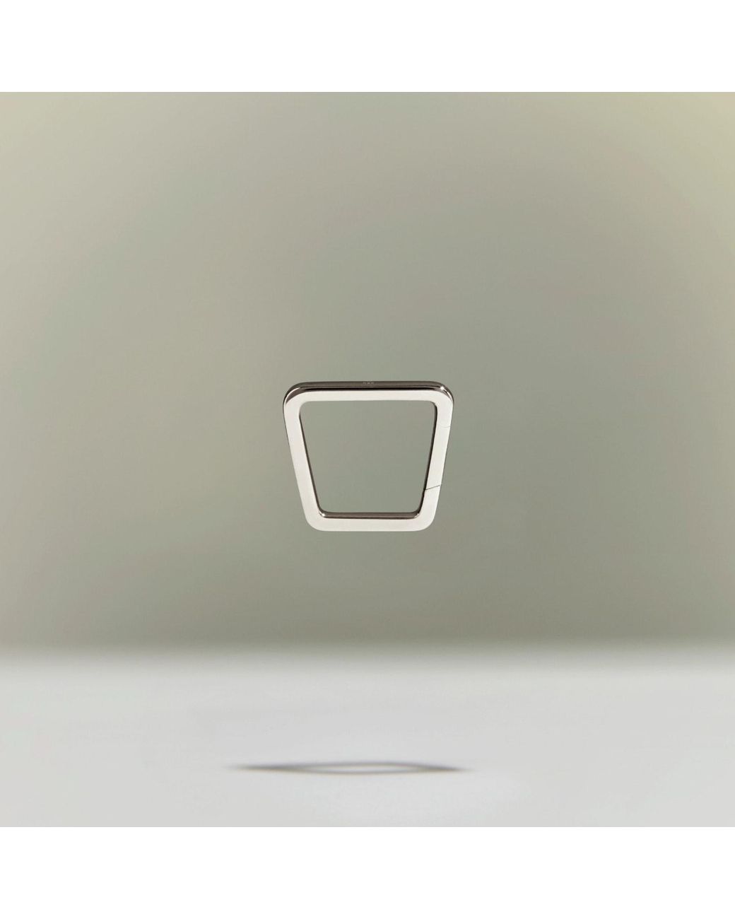 Onia White Trapezoid Ring Lock