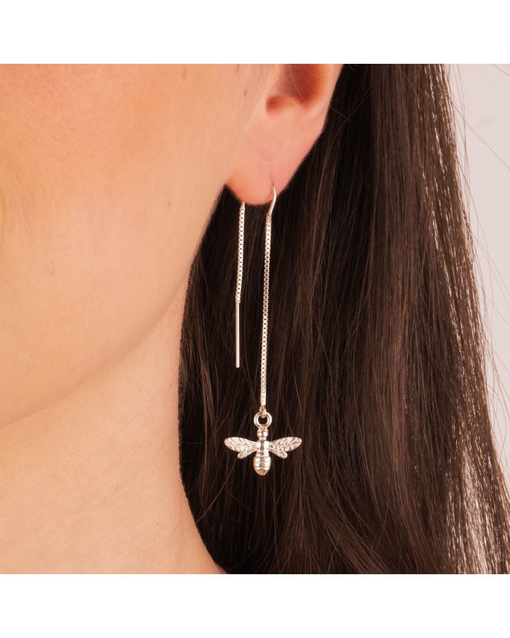 Oana Savu White Sterling Bee Dangle Chain Earrings