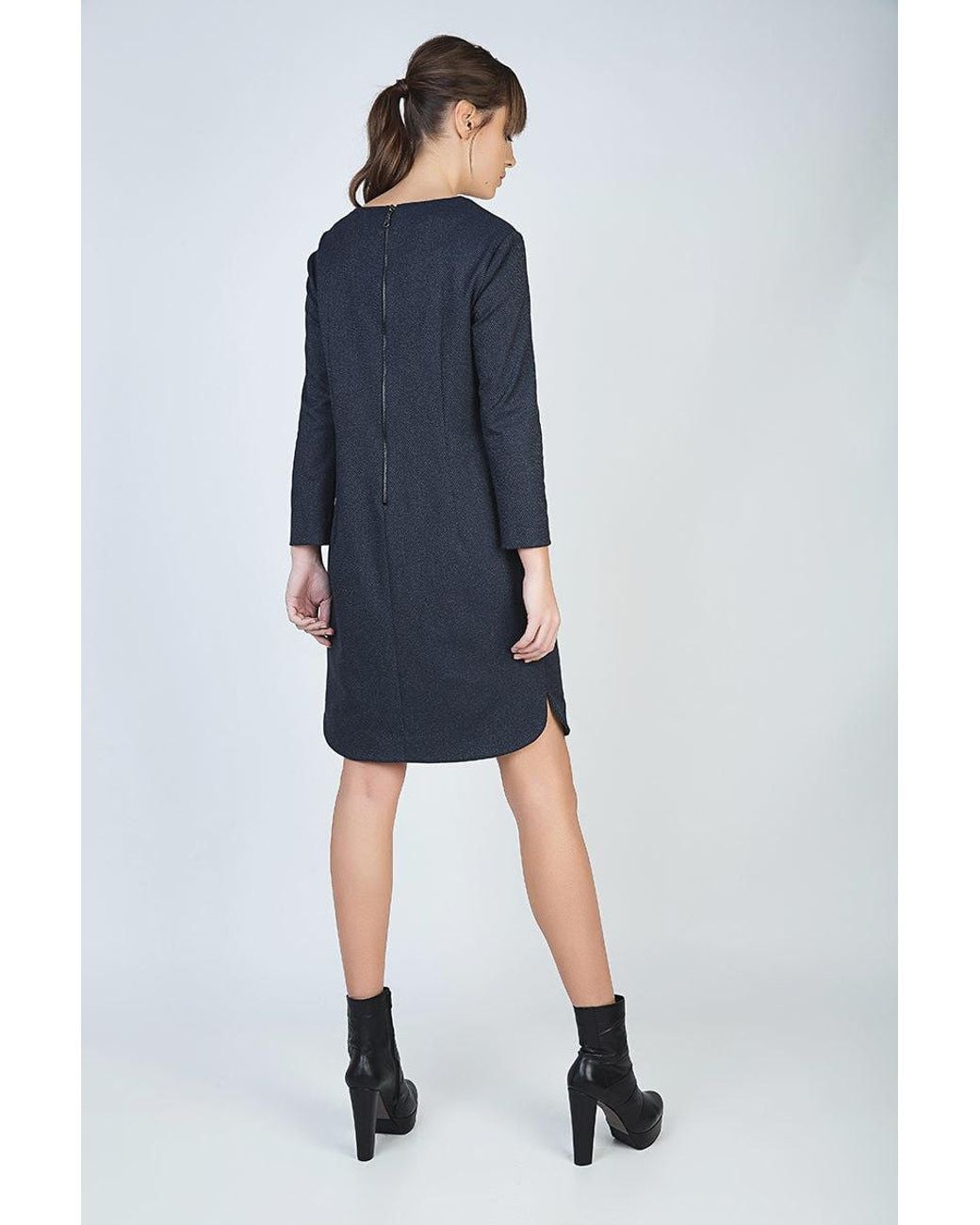 Conquista Black Long Sleeve Dress With Rounded Hemline
