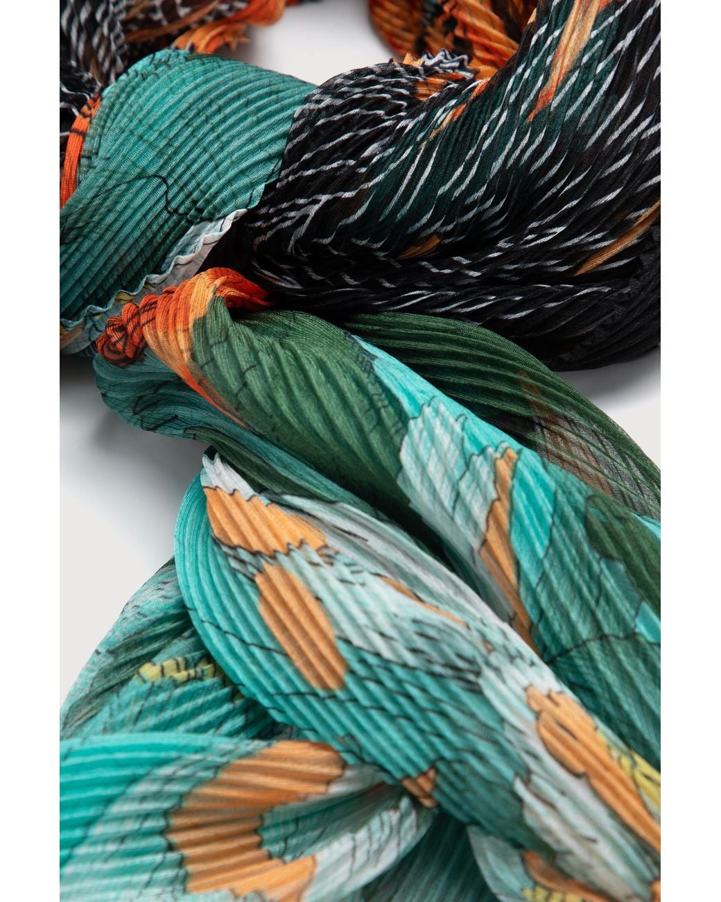 Saachi Green Koi Pond Pleated Scarf