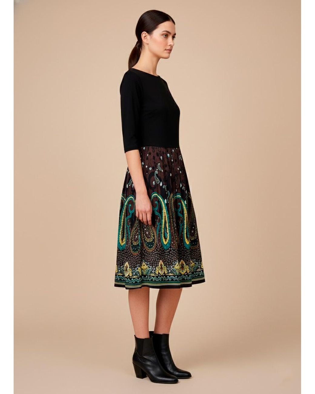 Conquista Black Elegant Midi Dress With Paisley Print Skirt