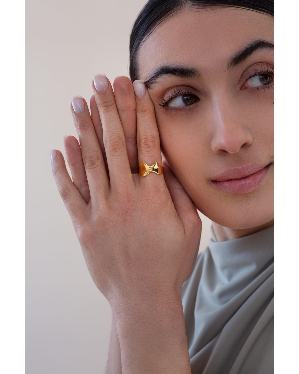 Zynnia Collective Metallic Fluid Ring