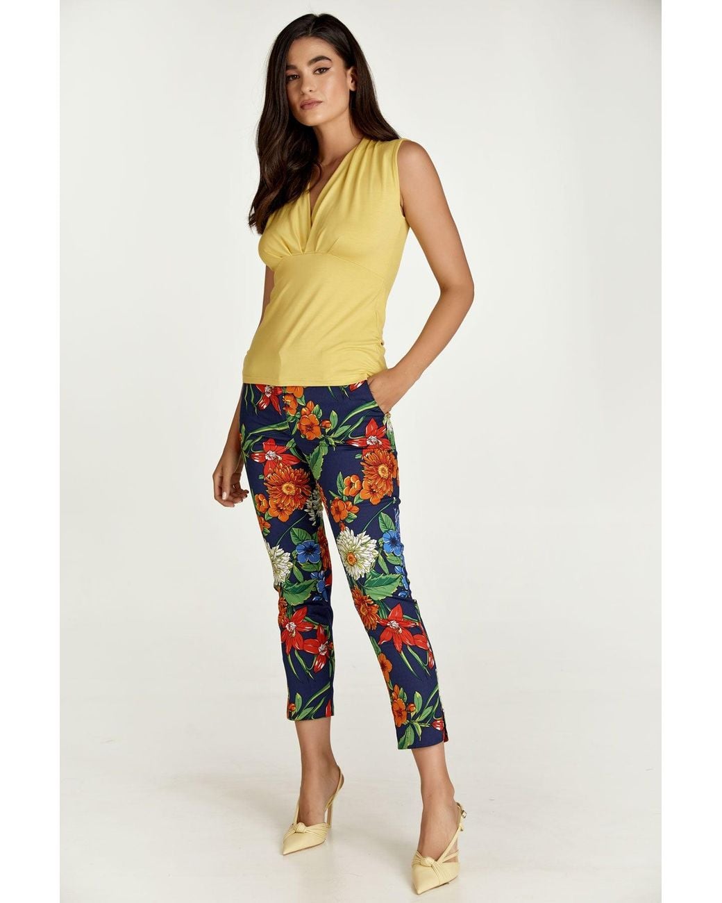 Conquista Blue Floral Cotton Pants