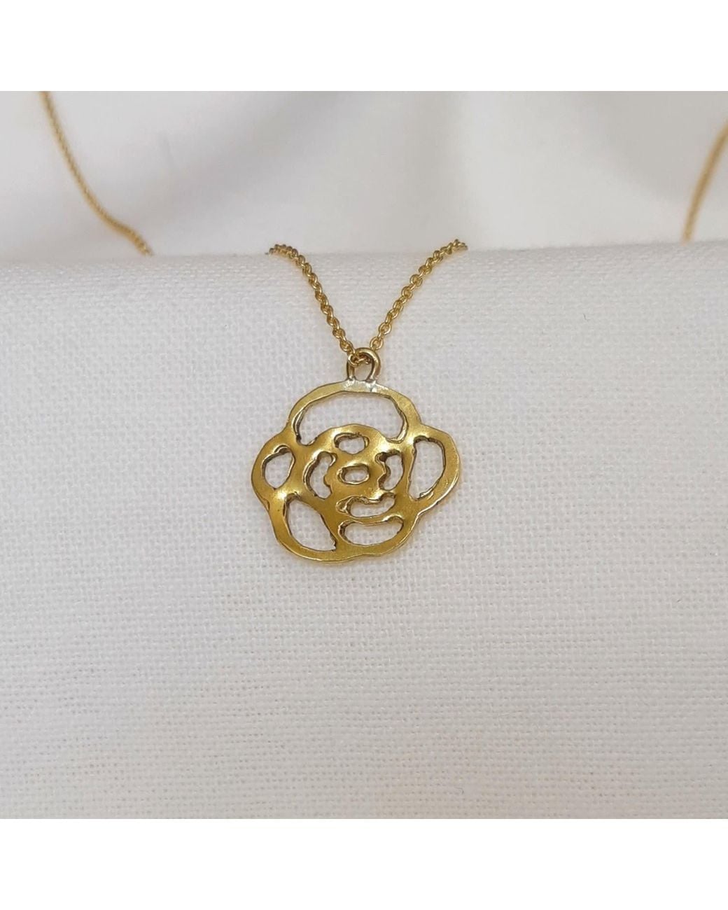 Lily Flo Jewellery Metallic Rose Necklace