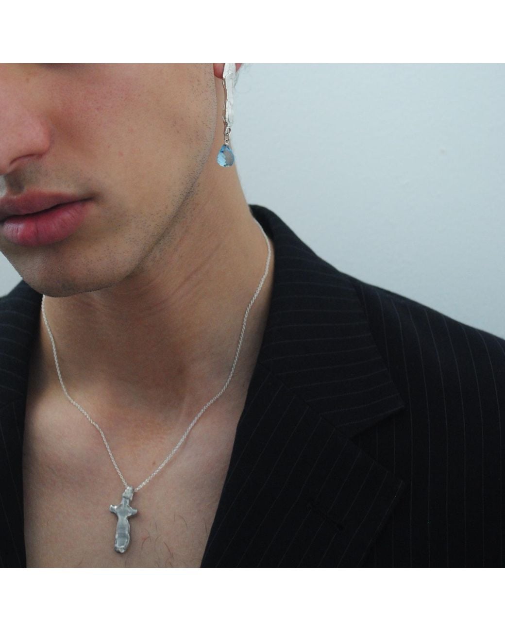 De Roms Metallic The Covenant Molten Cross Necklace
