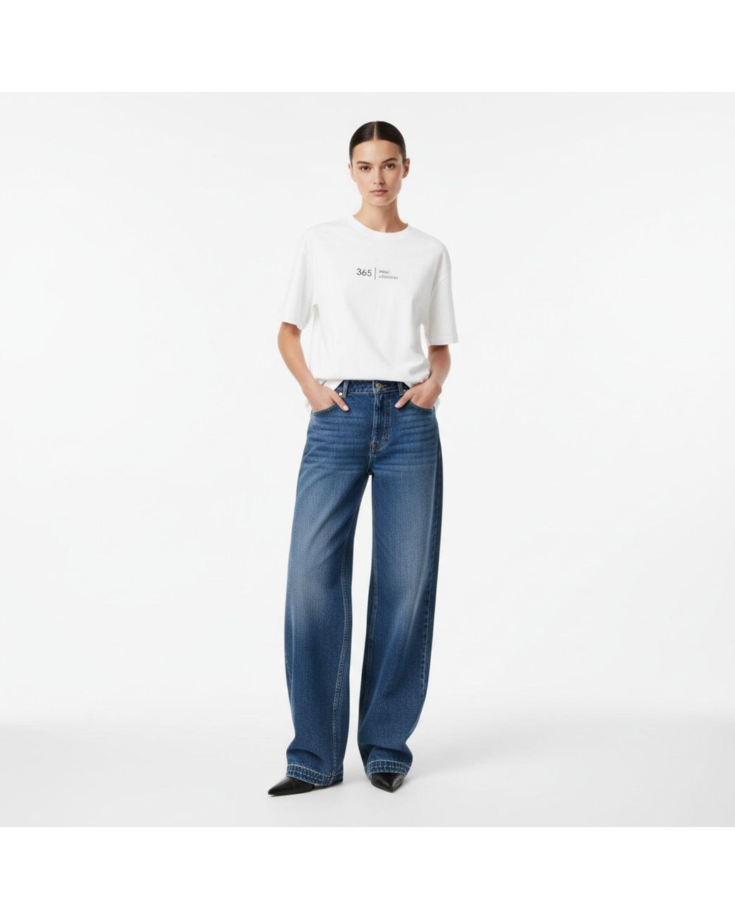 Mimhi Maison White Oversized Off- Cotton T-Shirt