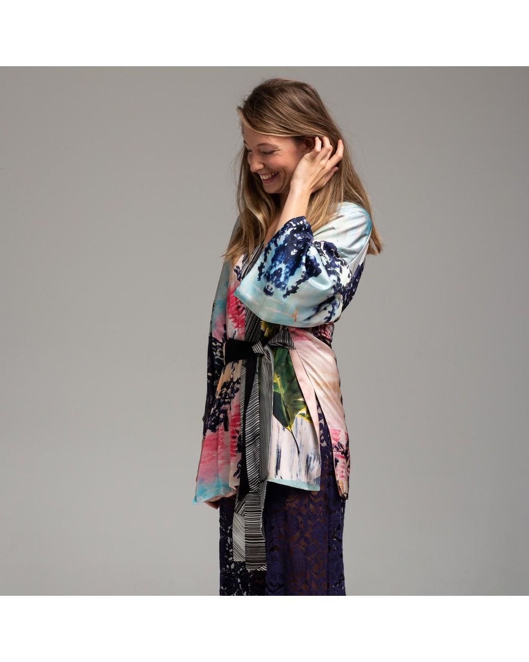 ARTISTA Blue Air Kimono