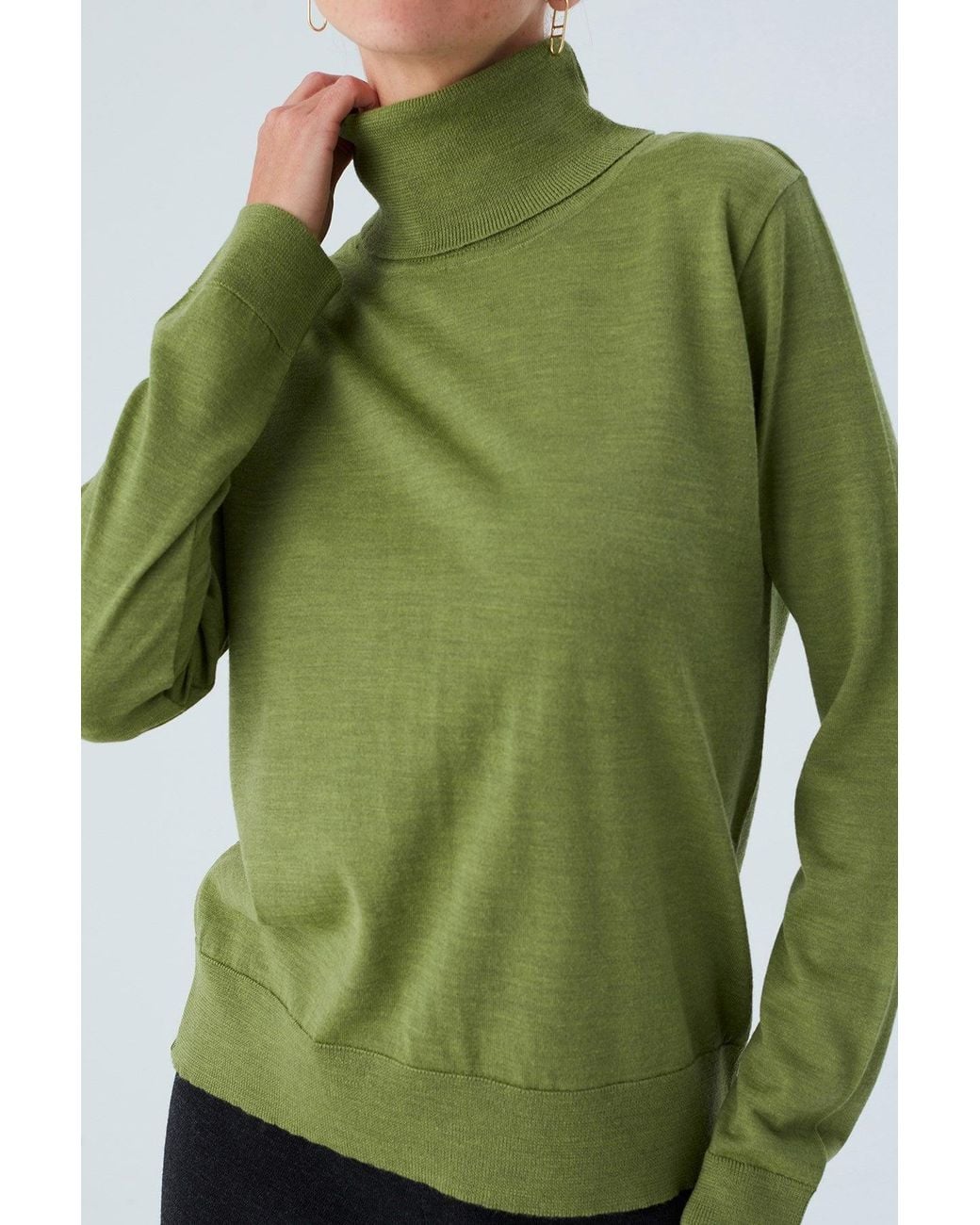 Peraluna Green Valeria Fine Turtleneck Pullover
