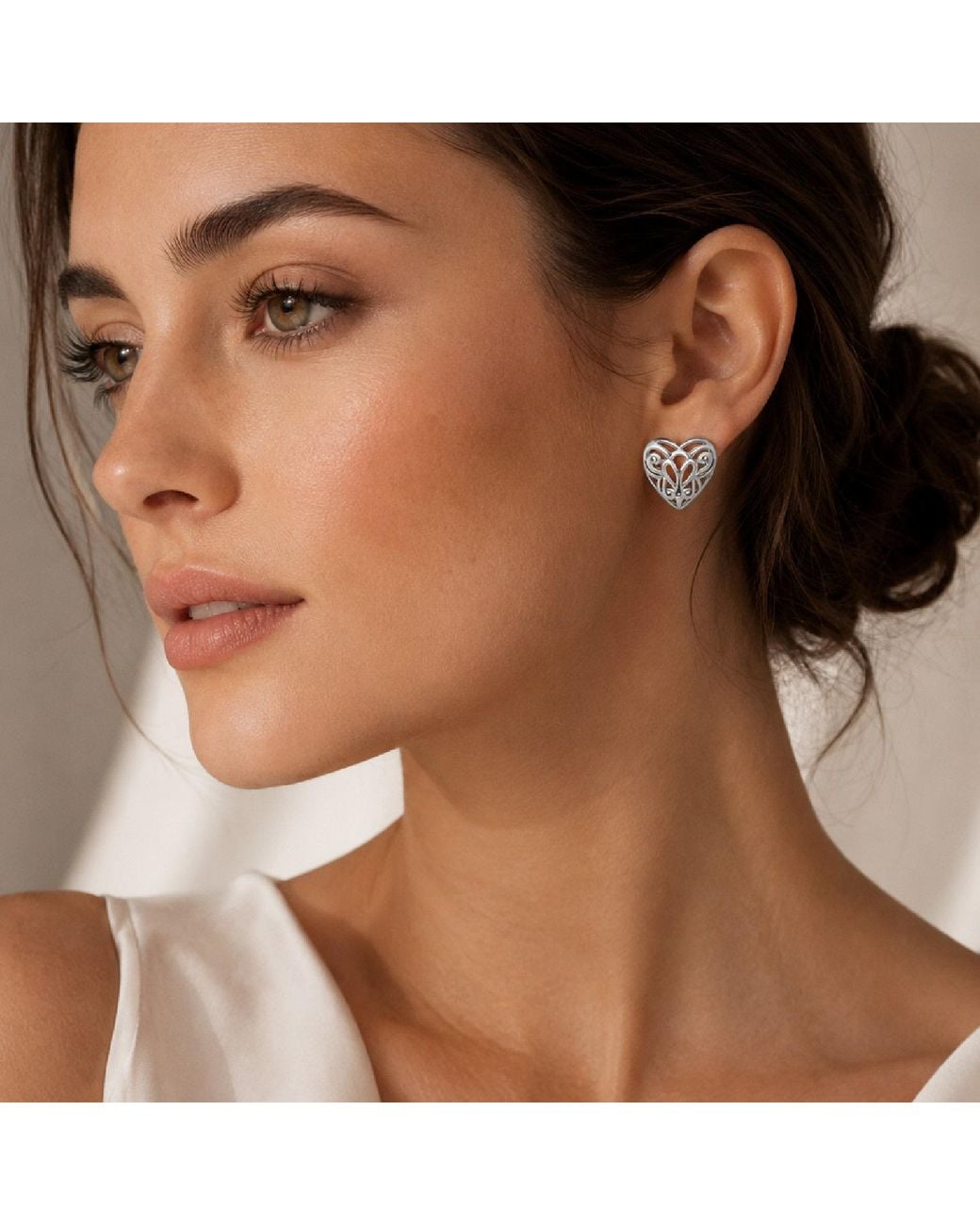 Unaloe Metallic Sterling Heart Stud Earrings – Openwork Filigree Design – Handmade Italian Jewelry For