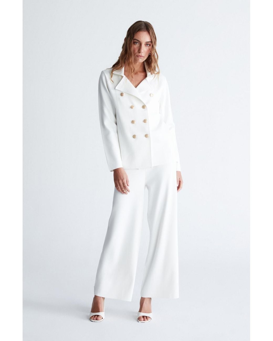 Peraluna White Katherine Standard Cut Knit Blazer