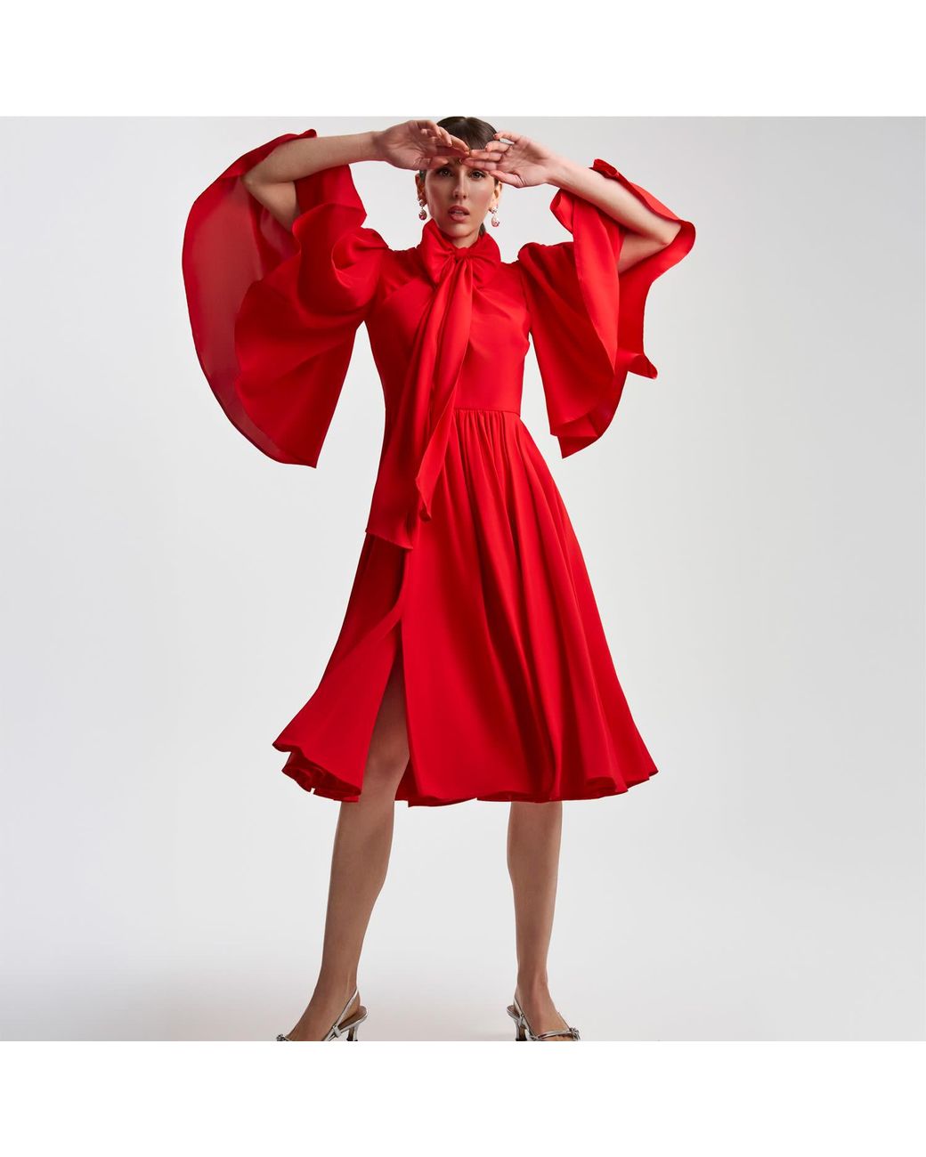 Femponiq Red Bow Tie Neck Pleated Midi Dress