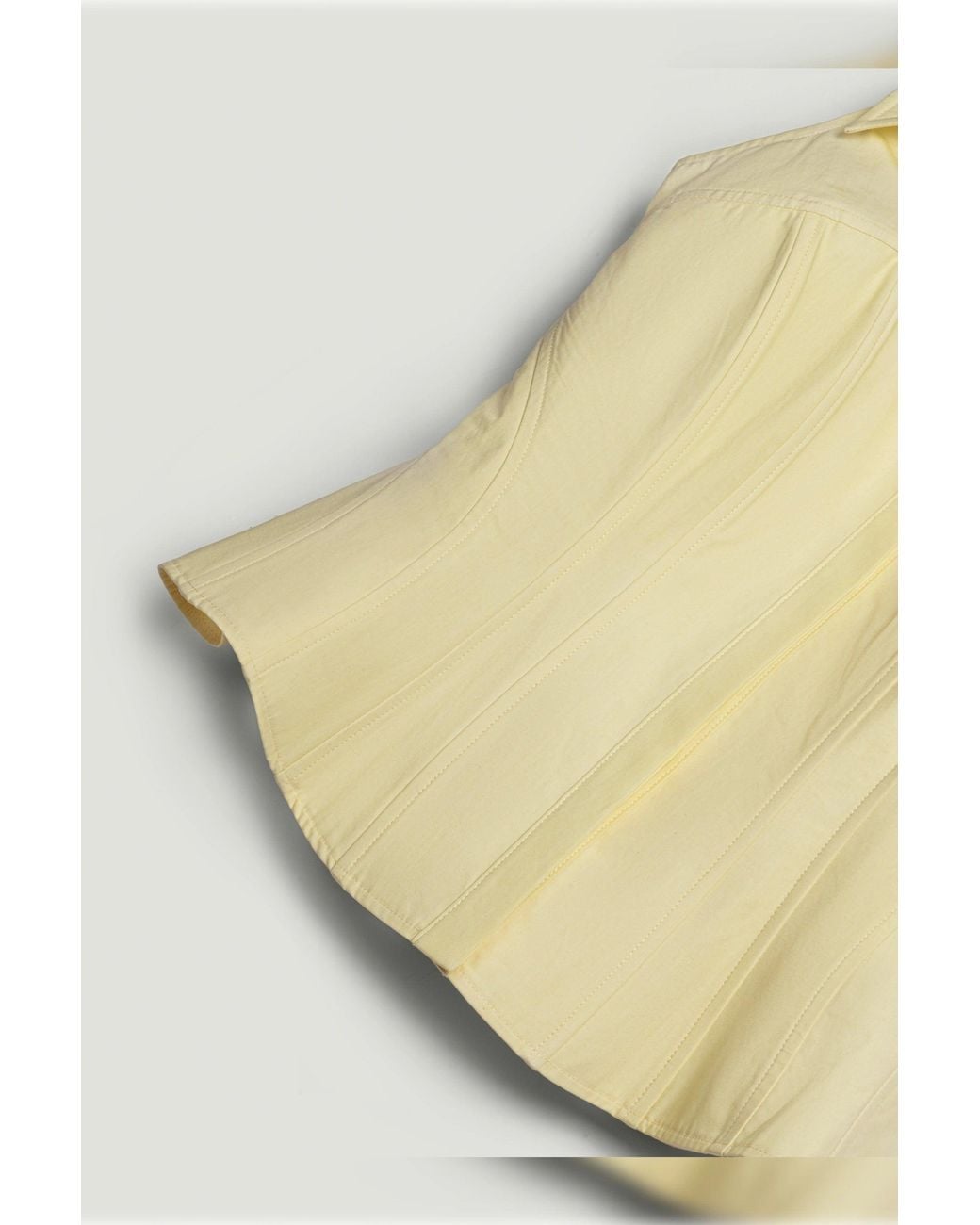 Nocturne White Sleeveless Sculpted Shirt