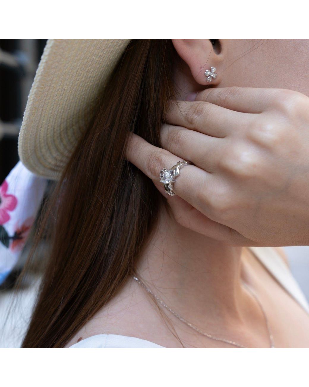 Spero London Metallic Sterling Clear Claddagh Ring
