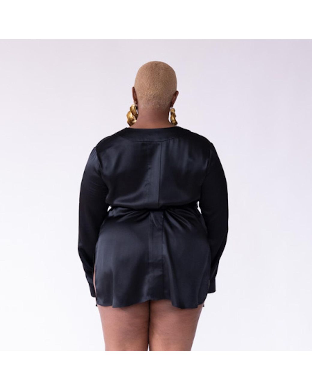 Je Mérite (I Deserve) Purple Silk Short Robe