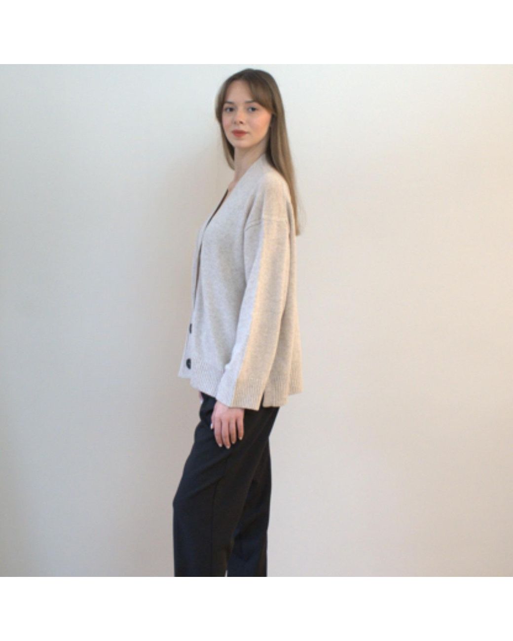 Nuvv Collection Natural Neutrals Button-Front Long-Sleeve Fine Wool Cardigan – Italian Yarn