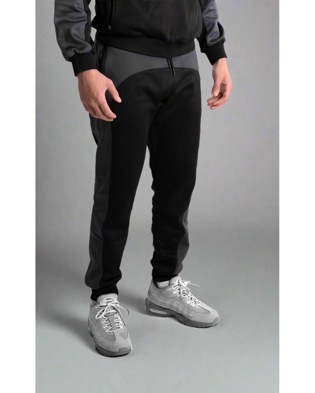 Foster Taylor Black Ft Tech Fleece Jogger for men