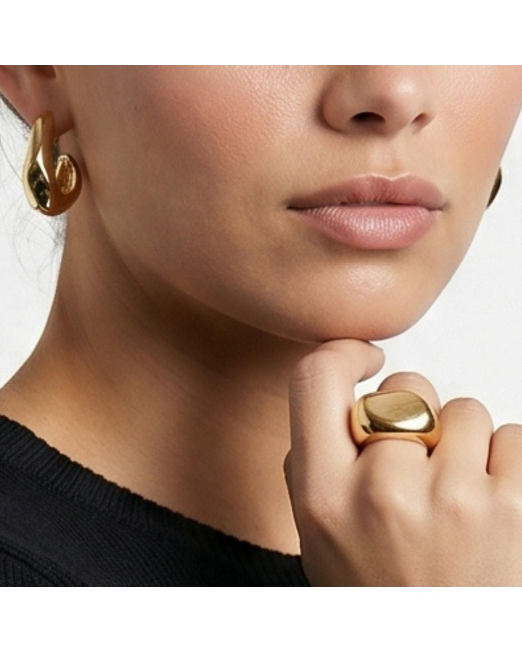 Uchi and Soto Metallic Nami Hammered Ring