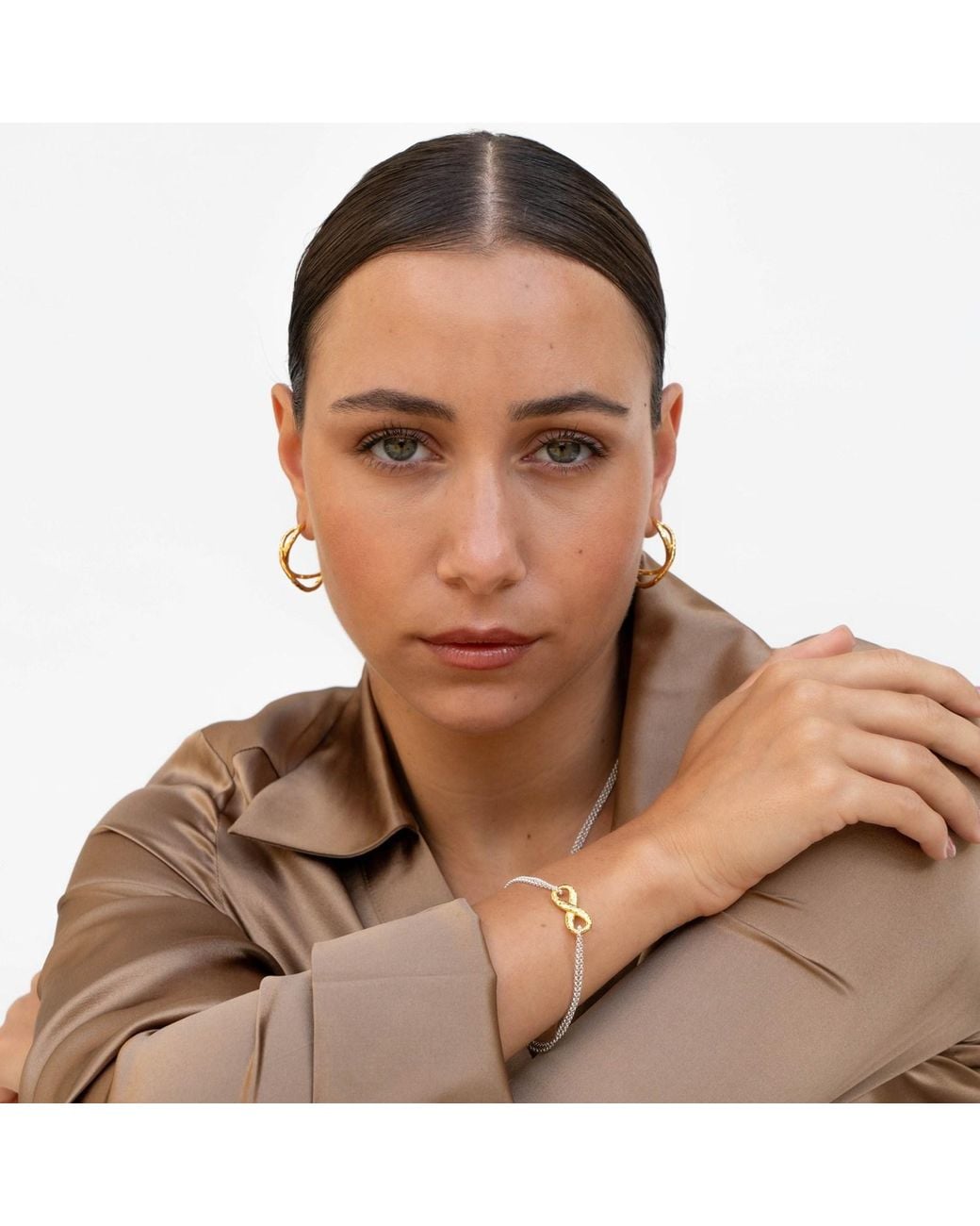 Dower & Hall Metallic Entwined Infinity Bracelet