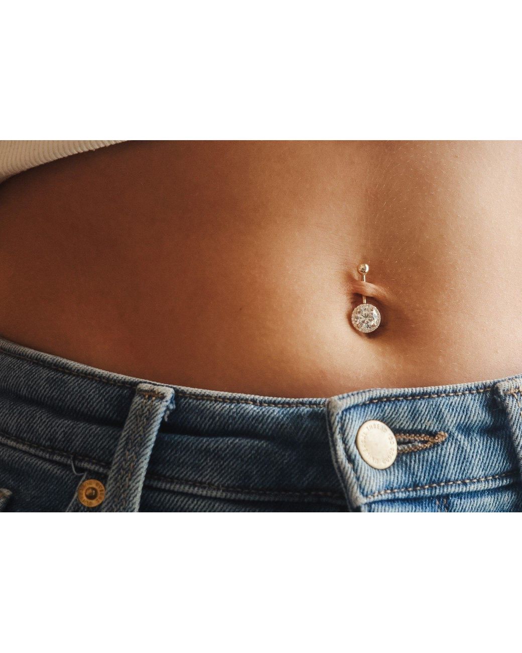 Zahav Jewelry Metallic 10K Solid Round Cz Cluster Belly Ring
