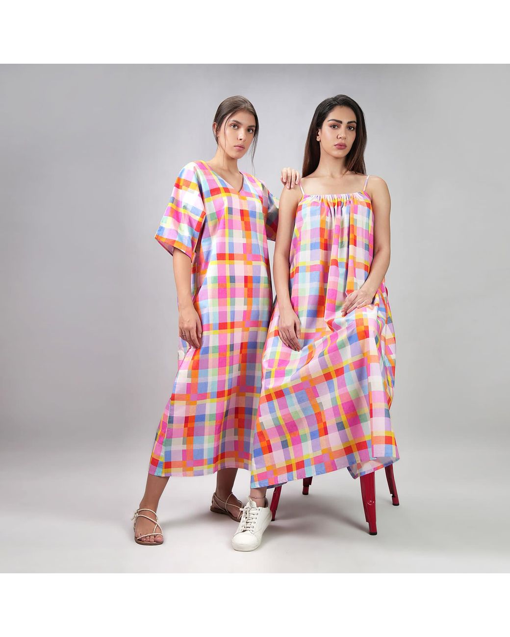 DHARA SHETH DUBAI Red Palette Picnic Long Kaftan Dress With Side Slit