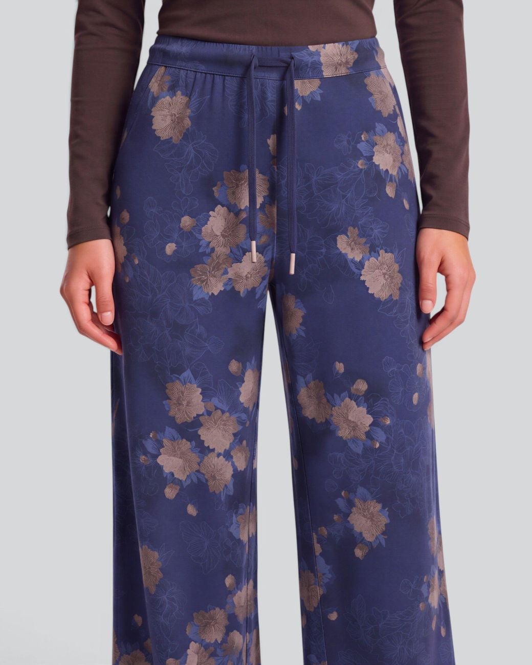 Lords of Harlech Blue Sanchez Lans Floral Stretch Knit Drawstring Pant