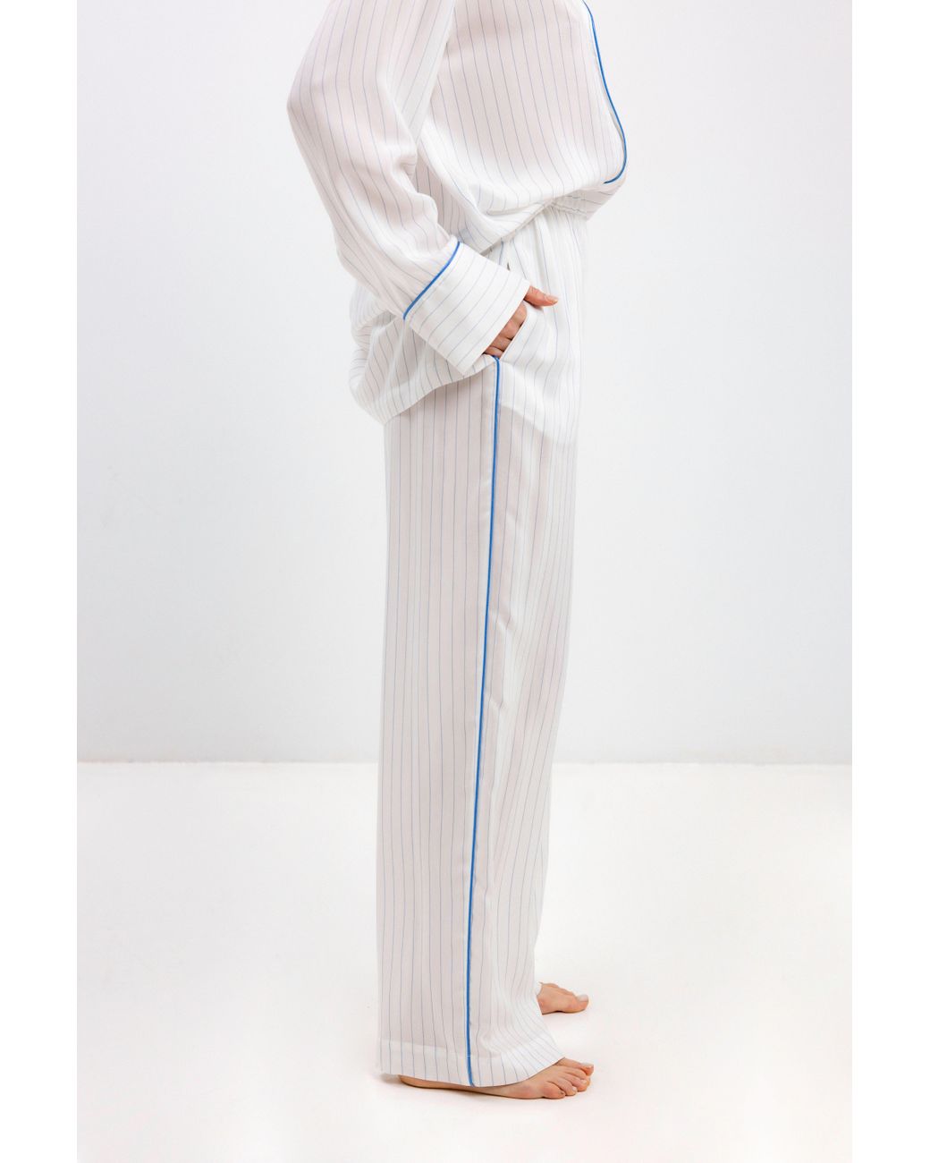 InAvati White Pyjama Pants