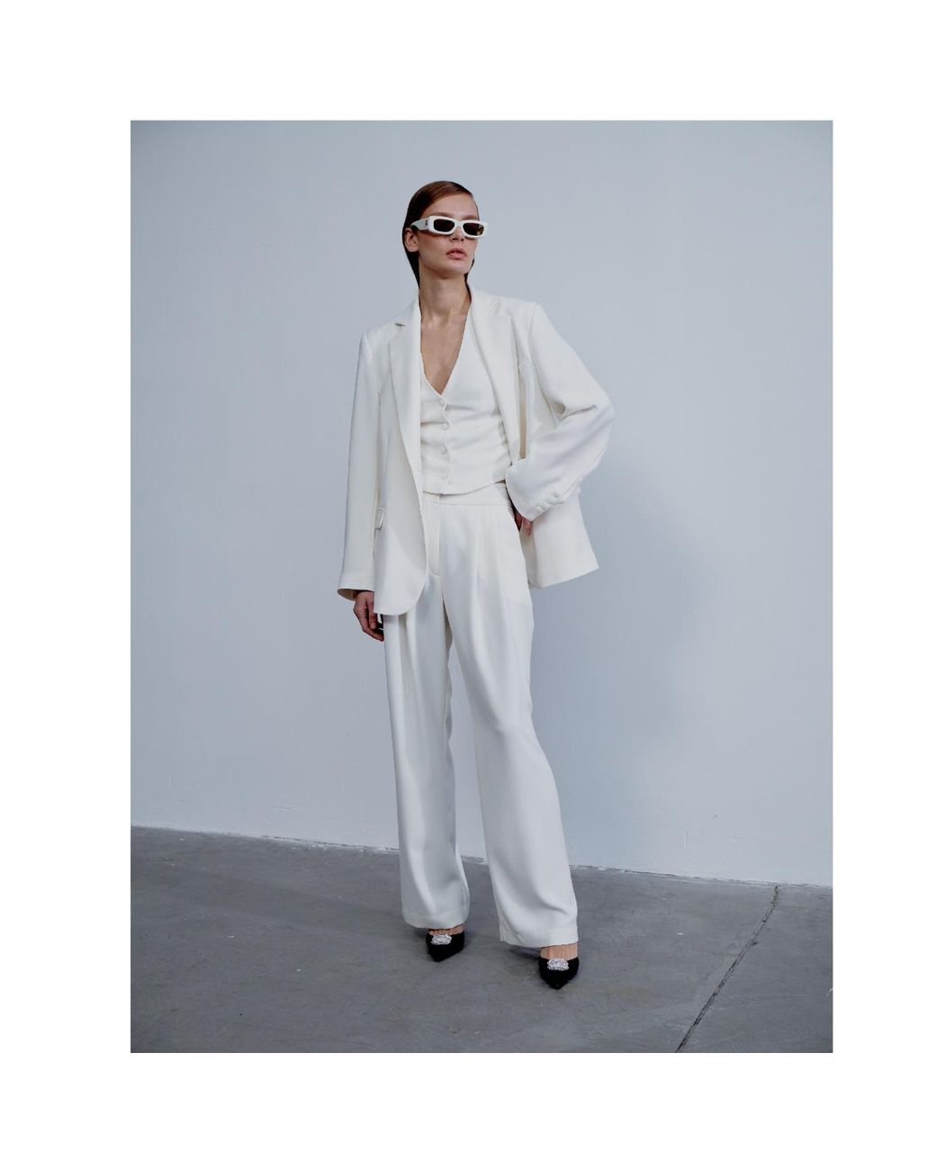 NAZLI CEREN White Boxy Blazer