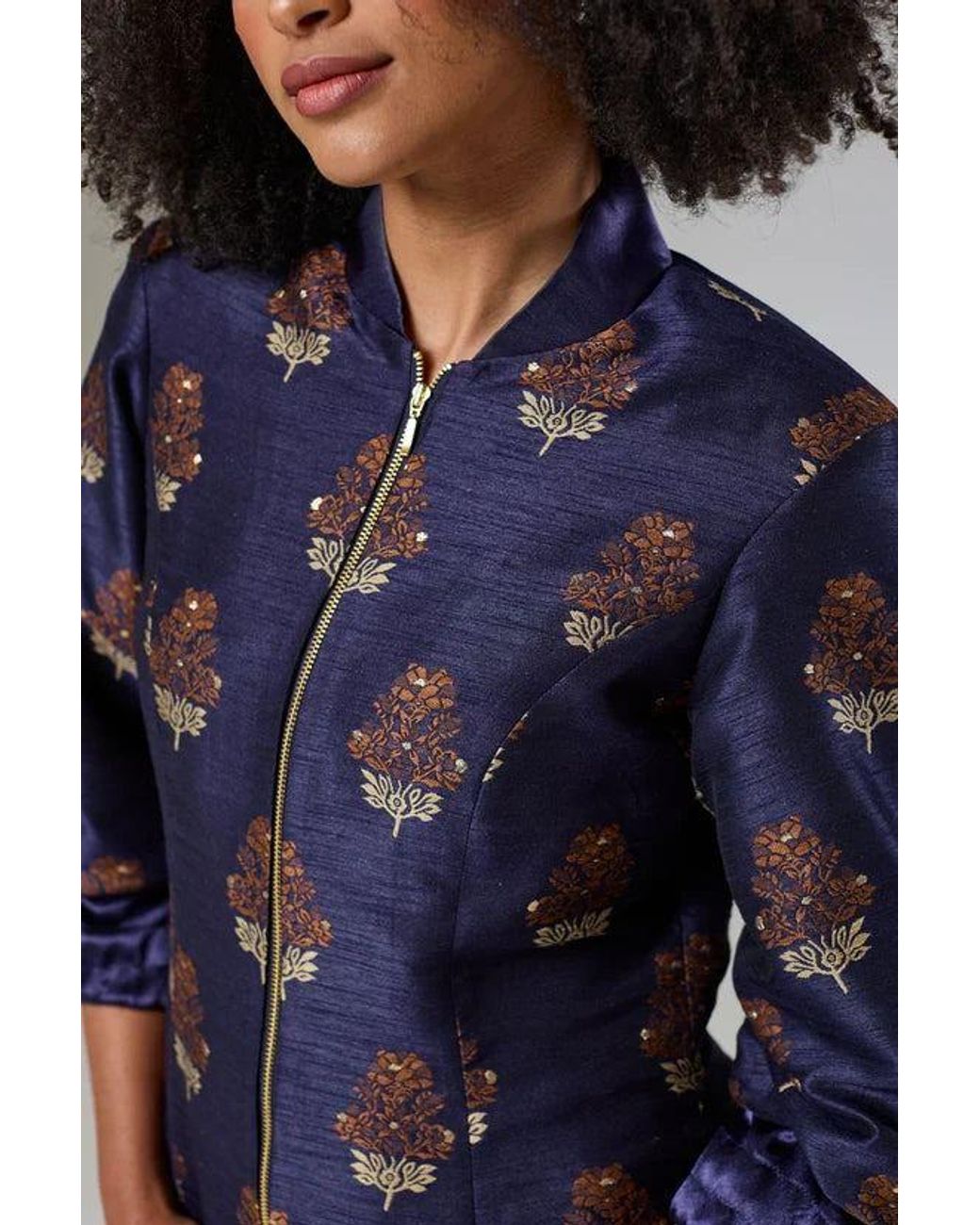 Lioness by Tf Blue Auburn Embroidered Raw Silk Fitted Jacket Blouse