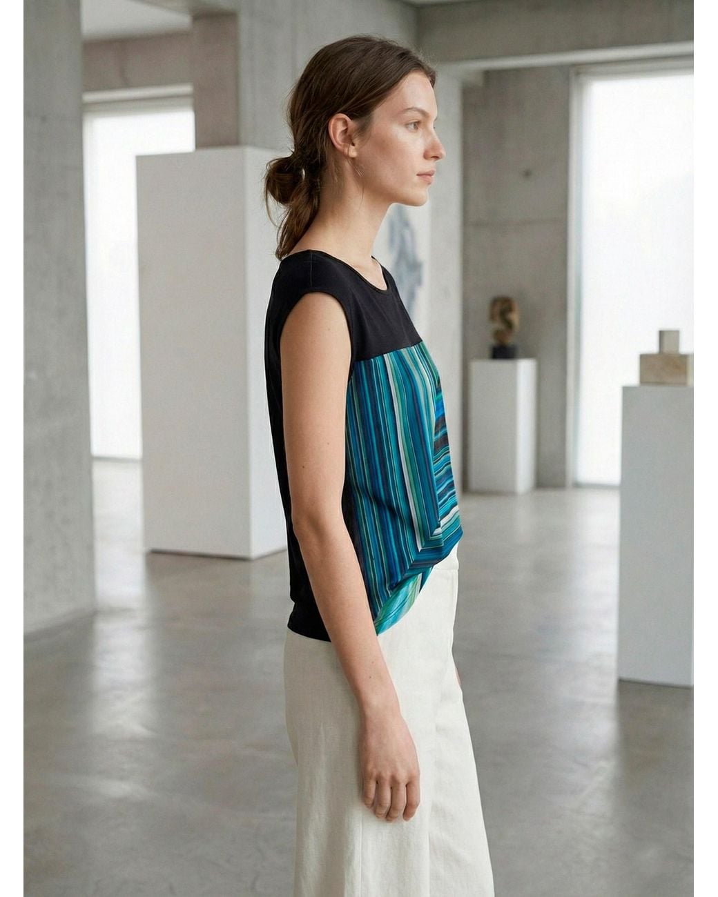 Conquista Blue Geometric Stripe Sleeveless Top — Modern Lines, Bold Color & Effortless Sophistication