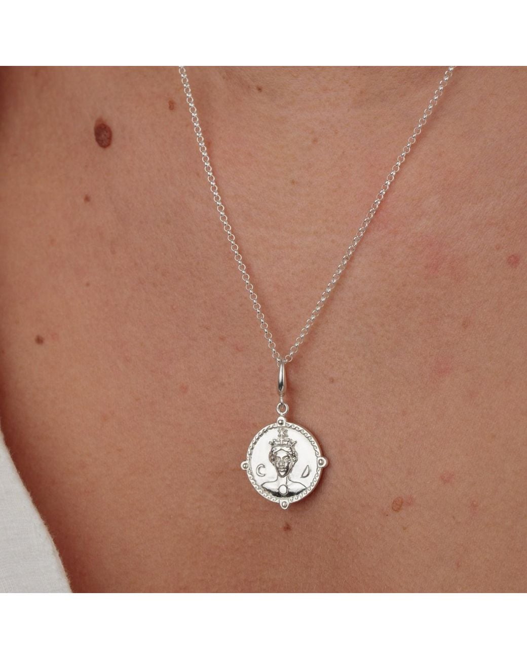 Lily Charmed Metallic Sterling Goddess Of And Mothers Hera Charm Necklace