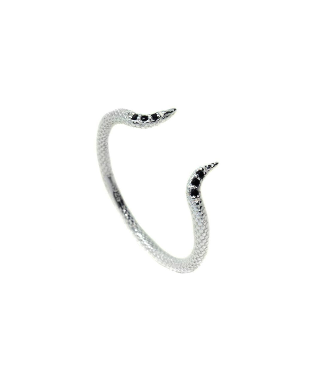 NASI SILVER Metallic Adjustable Fishtail Ring- Onyx