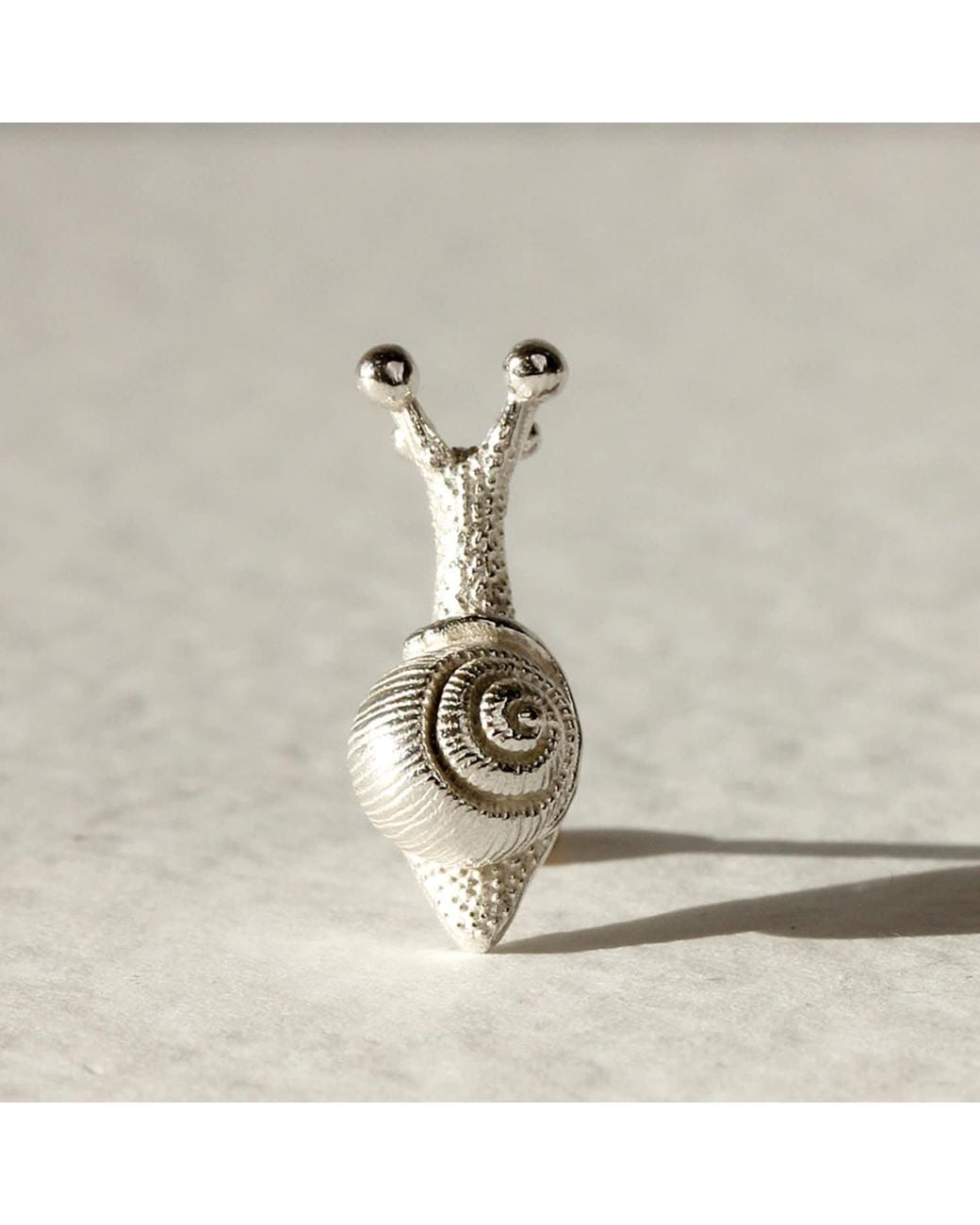 Lee Renee Metallic Baby Snail Lapel Pin – for men