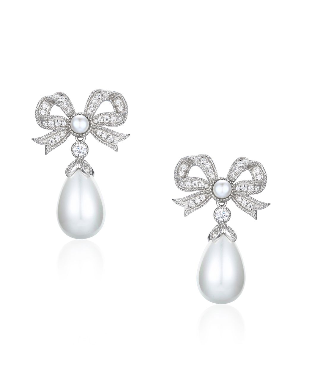Santinni Metallic Queen Bow & Pearl Drop Earrings