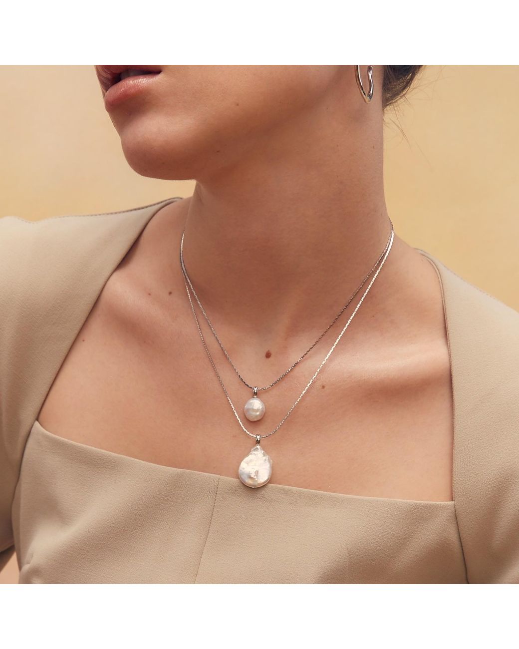 Biko Jewellery White Lustre Pendant
