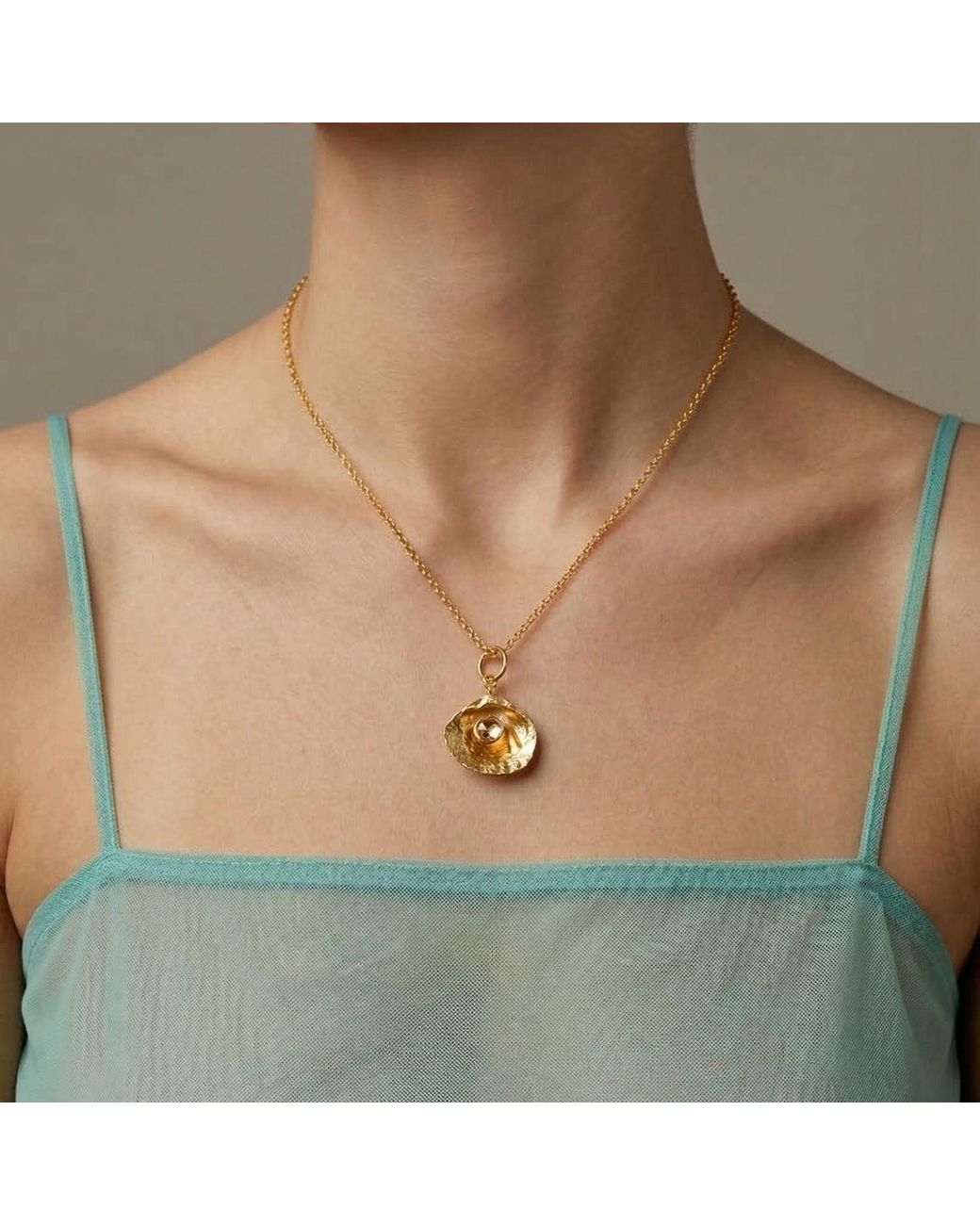 Jaredjamin Metallic Hidden Glimmer Pendant Necklace