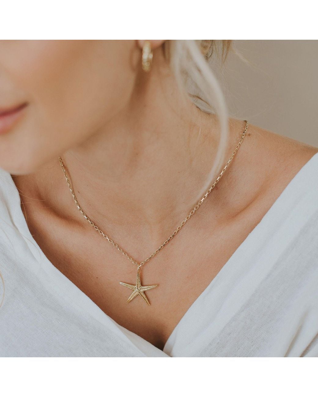 Dainty London Metallic Maxi Starfish Necklace