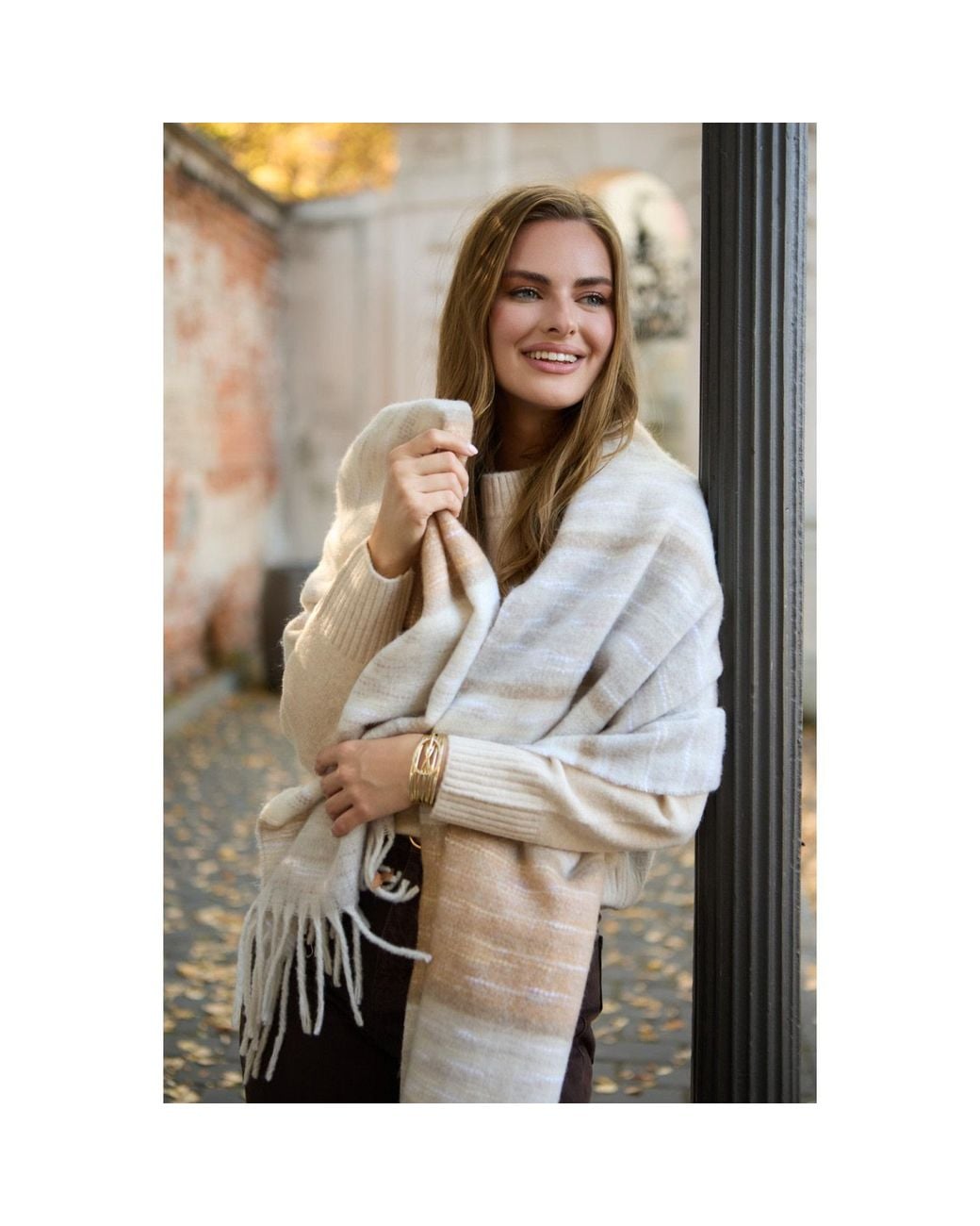 Saachi Natural Cozy Oversized Fringe Neutral Scarf